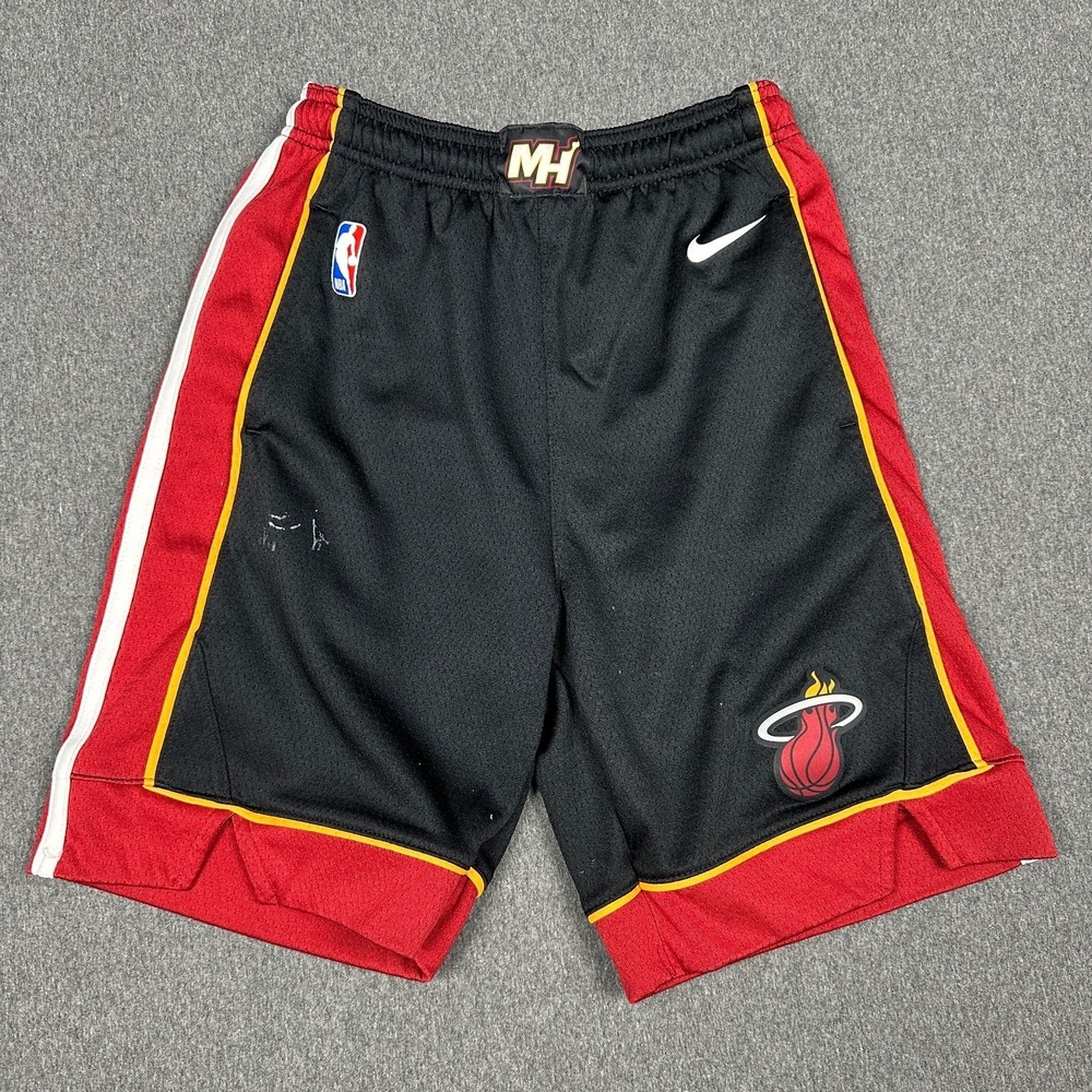Nike Miami Heat NBA Swingman Shorts Youth M 10/12 Black Red Dri-Fit Basketball